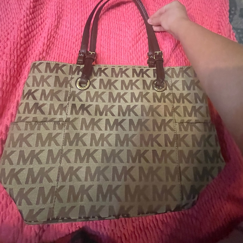 MICHAEL KORS bag